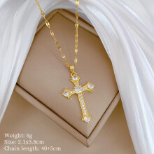 Halskette mit goldenem Kreuz und Strasssteinen | Anhänger 2,1 x 3,8 cm + Kette 40 + 5 cm | Schmuckgeschenk für jeden Tag