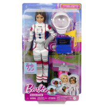 Astronautin uranukke pyörivällä kypärällä ja lisävarusteilla
