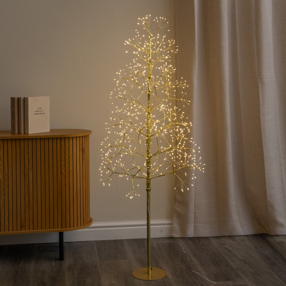 Three Kings 1.5M Golden Twinkling Christmas Twig Tree With 725 Warm White Leds