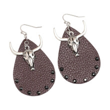 Einzigartige Ohrhänger aus PU-Leder im Stierhorn-Design für Damen, mehrfarbig, aus einer Legierung, leichter, stylischer Ohrschmuck fü