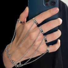 Punk kettingarmband met kwastjes en ringen voor de vingers van een slaaf, gotische kettingarmband, hiphopringen, Kurapika handarmband