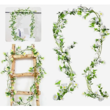 Kunstmatige madeliefjesslinger met groene bladeren, weerbestendige hangende bloemdecoratie voor trouwbogen en tuinen.