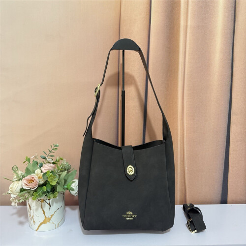 (Black) Simple large capacity frosted shoulder bag