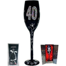 Copo de champanhe para brinde, preto com números de idade gravados e decoração floral branca