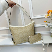 (Khaki) Presbyopic print mother-in-law tote bag