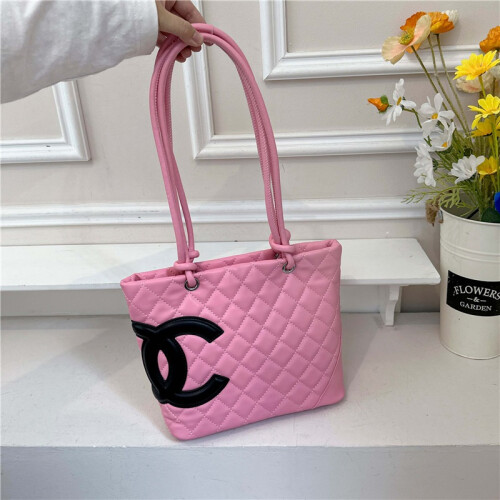(Pink) Women's diamond contrasting 3D logo small tote bag