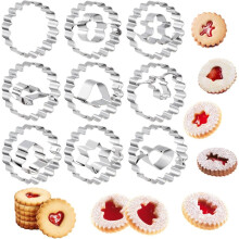 Kiiwah 18 Stück Weihnachten Linzer Ausstecher Set, Mini Edelstahl