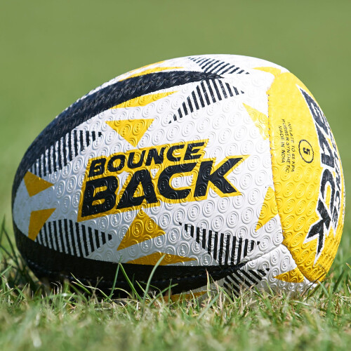 Optimum Optimum Bounce Back Rugby Ball with Ball Pump for Solo Training 2