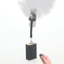 Portable Fog Machine Battery Powered Handheld Smoke Machine W/Fog Fluid for Mini Parties Photography,Video Shooting Instant 0-Second Vapor,Remote Cont