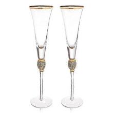 (B) Set van 2 kristallen wijnglazen met gouden rand, elegante champagneflutes met lange steel en diamanten decoratie, geschikt voor cocktails.