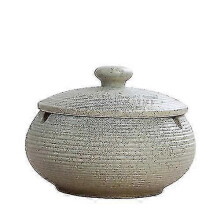 (grey) Premium Retro Ashtray with Lid - Elegant Home Decor, Dustproof & Odor Control for Indoor Use |