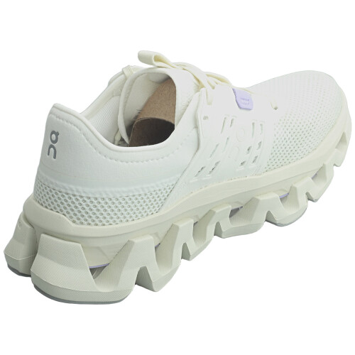 (40.5) On Running CLOUDSWIFT AMP Damen Running Trainer in Elfenbein 1
