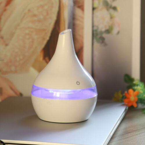 Ultraääni 7 väriä LED-valotilassa Aroma Diffuser -ilmankostutin