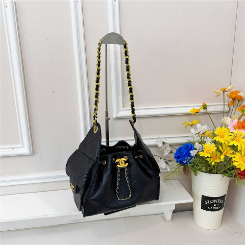 (Black) Women's rhombus drawstring bucket bag, vintage leather chain shoulder strap
