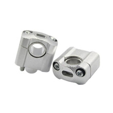 Adaptador Universal de Abraçadeira para Guidão de Motocicleta de 22 mm e 28 mm, Cor Prata.