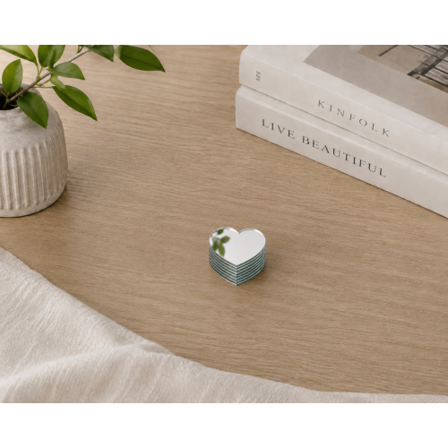 Sett med 30 små hjerteformede speil (3x30 mm, sølv)