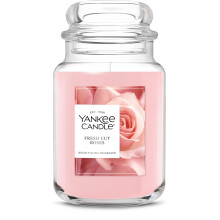 Yankee Candle Rosas Cortadas, Vela Aromática, Tarro Grande de 22 oz con hasta 150 Horas de Tiempo de Quema