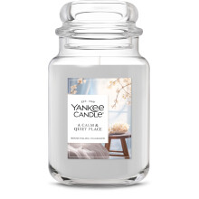 Yankee Candle A Calm Quiet Place, Geurige Kaars voor de Feestdagen, 22oz Grote Pot, Tot 150 Uur Brandtijd