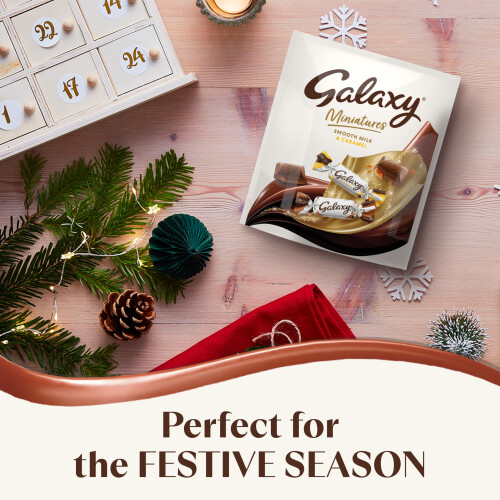 Galaxy Galaxy Assorted Smooth Milk Chocolate Christmas Sharing Pouch 260g 1
