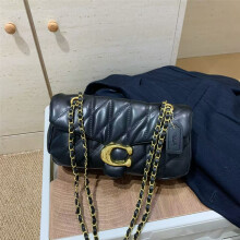 (Black) V-shaped quilted flap baguette bag, versatile for commuting