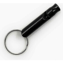 Emergency Whistle, Black Signal Whistle, Dog Whistle, Emergency Whistle, Alarm Whistle, Self Defense Whistle with Key Ring, up to 140dB, Ext