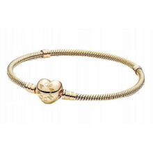 Heart-shaped buckle bracelet