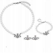 Collana di perle color argento Saturno ispirata a Vivienne Westwood, gioiello di tendenza.