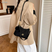 (Black) Retro suede armpit tote bag for women with fur ball pendant