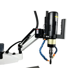 Universele servomotor elektrische tapmachine met automatische smering en luchttoevoer - Flexibele arm draadgereedschap voor M3-M20 (DIN, JIS, ISO)