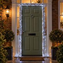 5.4m 420 LED Christmas Berry Cluster Lights Door Garland in White