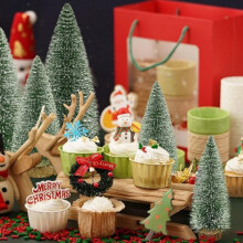 Mini árbol de Navidad de escritorio con decoración de agujas de pino, decorado con cedro blanco, pequeño árbol de Navidad