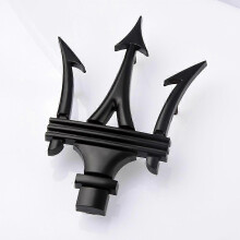 Emblema (negro mate) para la parrilla delantera del Maserati Quattroporte Q4