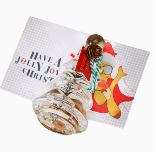 Weihnachts- und Halloween-Aromakerzen-Geschenkbox mit winterlicher Atmosphäre 1