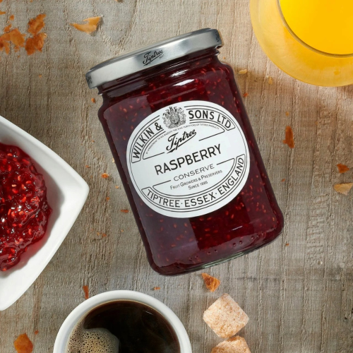 Tiptree Raspberry Conserve 908g 2