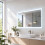 Specchio da bagno a LED con presa per rasoio e funzione antiappannamento 1