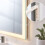 Specchio da bagno a LED con presa per rasoio e funzione antiappannamento 9