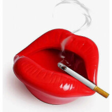 Ceramic Ashtray,Lip Cigarette Holder Smoking Accessories Lips Home Table Ornament Figurines Ashtray