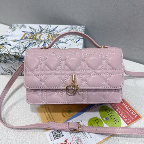 (Pink) Diamond quilted flap small square bag without box