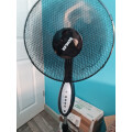 Sohler Remote Controlled Oscillating Fan - Black Review Image